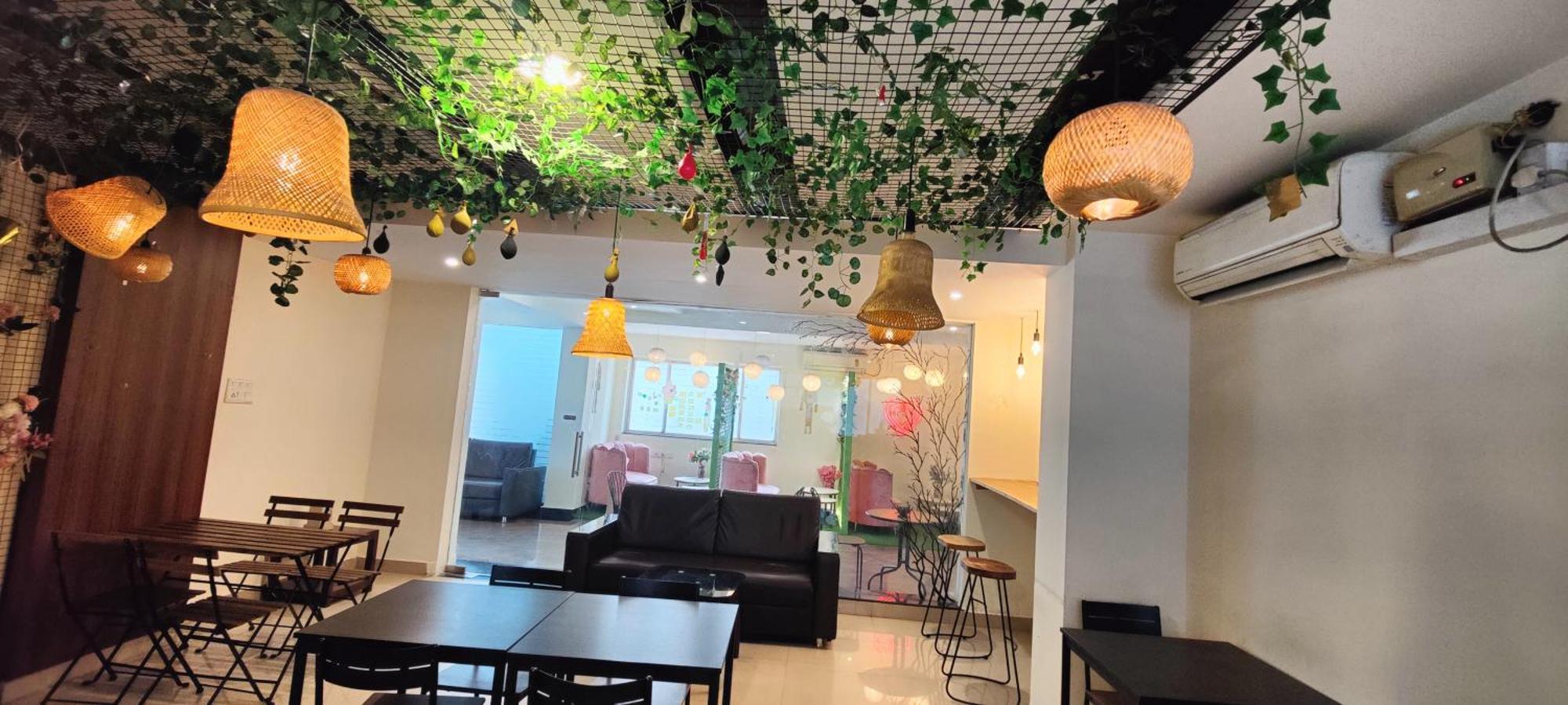 Hotel Krrish Inn - Ameerpet, Haydarabad Dış mekan fotoğraf