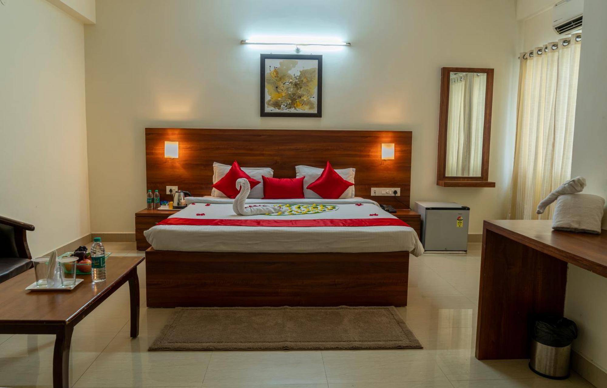 Hotel Krrish Inn - Ameerpet, Haydarabad Dış mekan fotoğraf